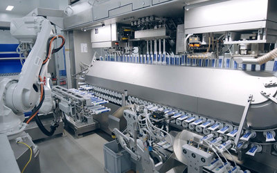 云南白药建成全球首座中医药健康品“灯塔工厂” 传统智慧与现代制造的典范融合